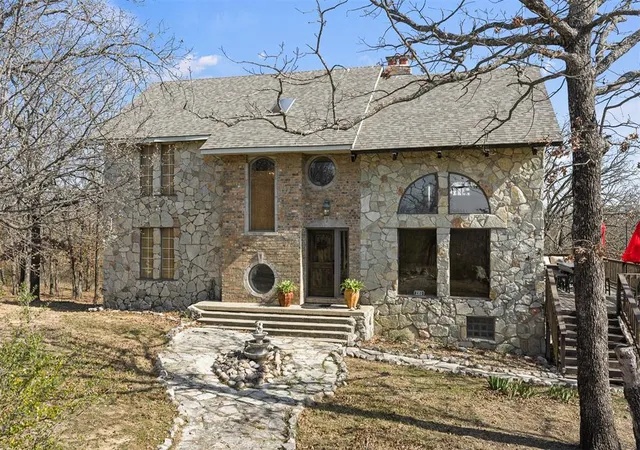 Photo 1 of Single family home for sale at 2353 Place Rd, Sulphur, OK 73086 | MLS# 1249141 | Listing updated on 2026-09-16