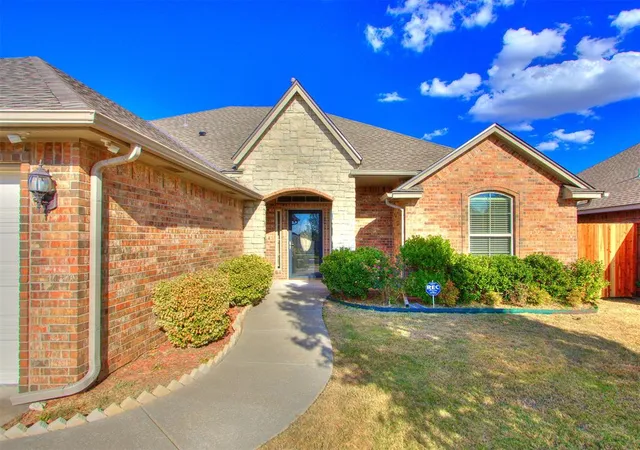 Photo 3 of Single family home for sale at 1404 Dorothy Dr, Oklahoma City, OK 73170 | MLS# 1249142 | Listing updated on 2026-09-23