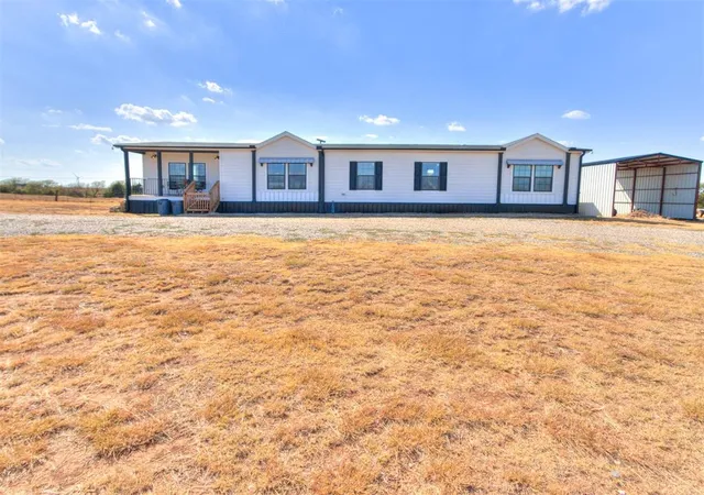 Photo 4 of Single family home for sale at 27668 N 2920 Road, Okarche, OK 73750 | MLS# 1249143 | Listing updated on 2026-09-17