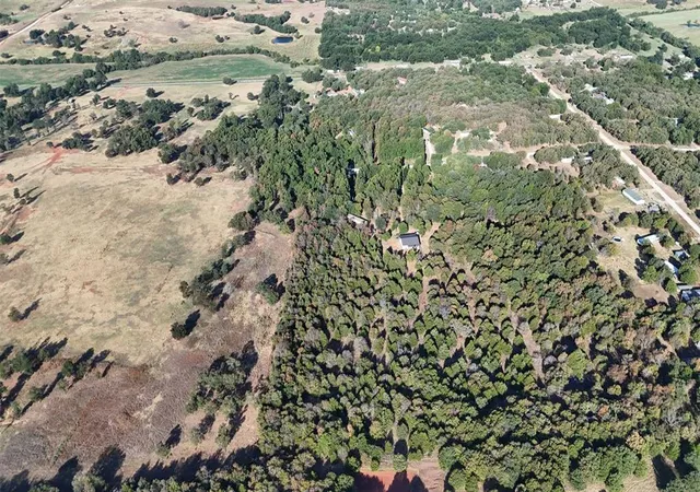 Photo 3 of Land for sale at 980446 Shadowood Dr, Wellston, OK 74881 | MLS# 1249147 | Listing updated on 2026-09-17