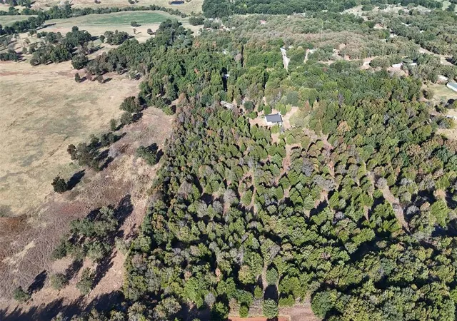 Photo 4 of Land for sale at 980446 Shadowood Dr, Wellston, OK 74881 | MLS# 1249147 | Listing updated on 2026-09-17