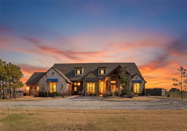 Photo 1 of Mansion for sale at 5400 N Piedmont Rd, Piedmont, OK 73078 | MLS# 1249164 | Listing updated on 2026-09-16