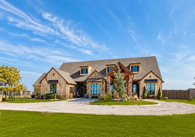 Photo 2 of Mansion for sale at 5400 N Piedmont Rd, Piedmont, OK 73078 | MLS# 1249164 | Listing updated on 2026-09-16
