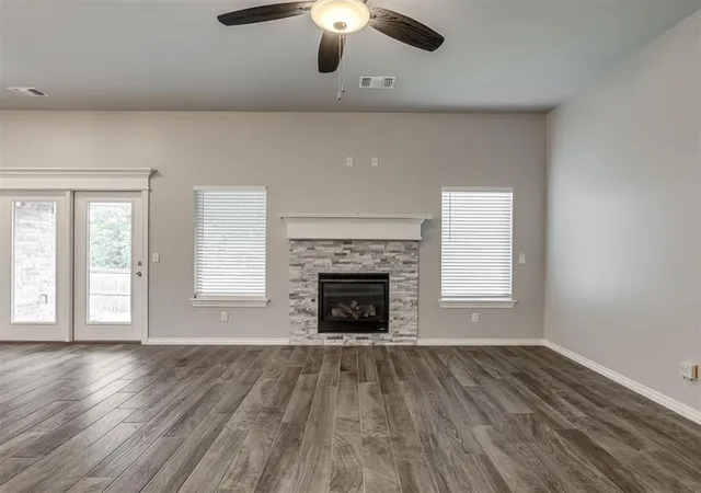 Photo 4 of Single family home for sale at 5332 Skylar Rae Rd, Edmond, OK 73034 | MLS# 1249188 | Listing updated on 2026-10-13
