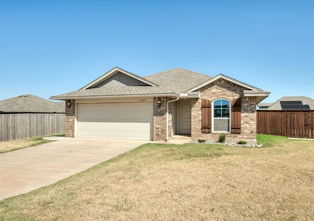 Photo 2 of Single family home for sale at 2709 Nw 195th Street, Edmond, OK 73012 | MLS# 1249202 | Listing updated on 2026-09-30