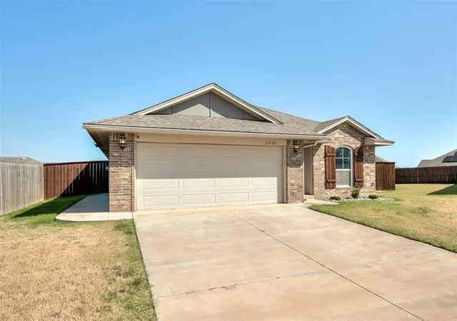 Photo 3 of Single family home for sale at 2709 Nw 195th Street, Edmond, OK 73012 | MLS# 1249202 | Listing updated on 2026-09-30