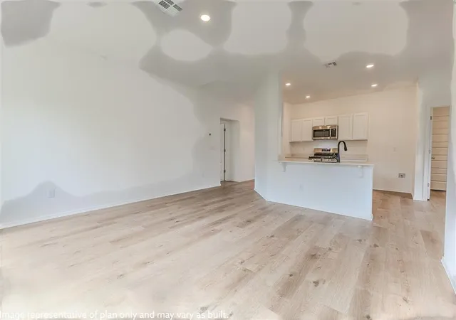 Photo 2 of Single family home for sale at 5425 Nicole Dr, Tuttle, OK 73089 | MLS# 1249220 | Listing updated on 2026-09-24