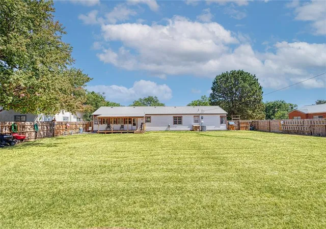 Photo 3 of Single family home for sale at 409 S Cedar Ave, Erick, OK 73645 | MLS# 1249222 | Listing updated on 2026-09-16