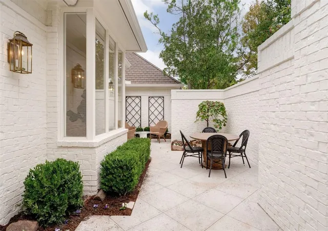 Photo 3 of Single family home for sale at 1409 Glenbrook Ter, Nichols Hills, OK 73116 | MLS# 1249248 | Listing updated on 2026-10-09