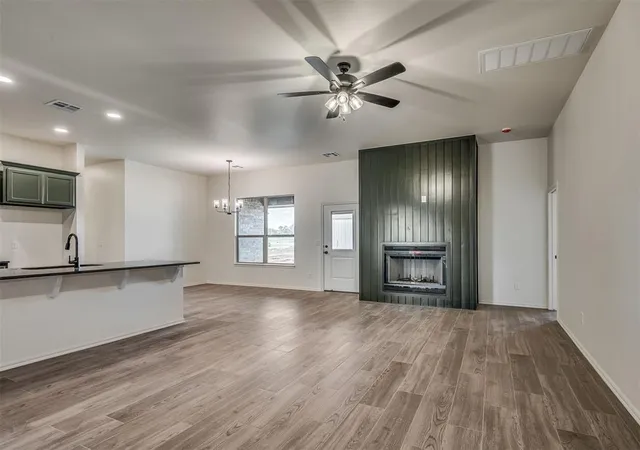 Photo 3 of Single family home for sale at 2541 Secretariat Pass, Guthrie, OK 73044 | MLS# 1249261 | Listing updated on 2026-10-17