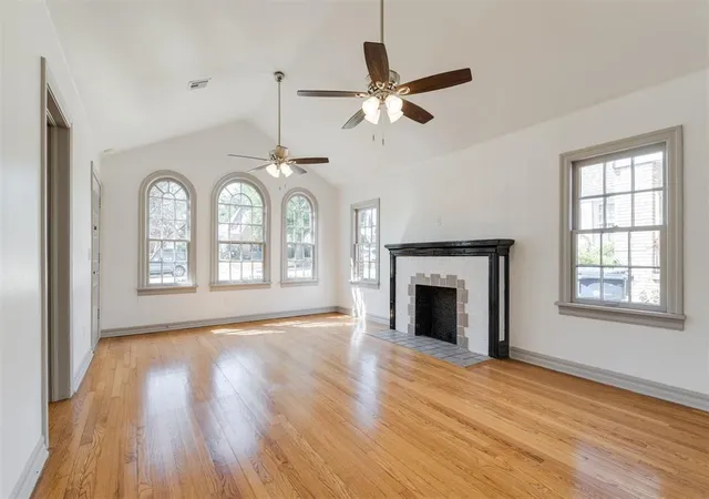 Photo 2 of Single family home for sale at 2133 Nw 26th Street, Oklahoma City, OK 73107 | MLS# 1249270 | Listing updated on 2026-09-20