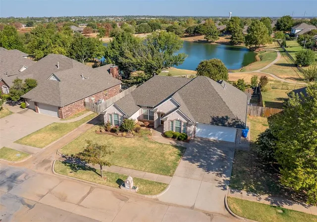 Photo 1 of Single family home for sale at 2921 Misty Ridge Dr, Norman, OK 73071 | MLS# 1249278 | Listing updated on 2026-09-16