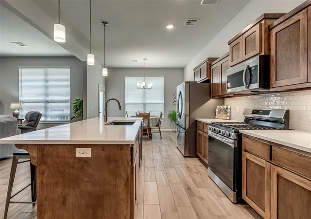 Photo 3 of Single family home for sale at 18204 Austin Ct, Edmond, OK 73012 | MLS# 1249280 | Listing updated on 2026-09-18