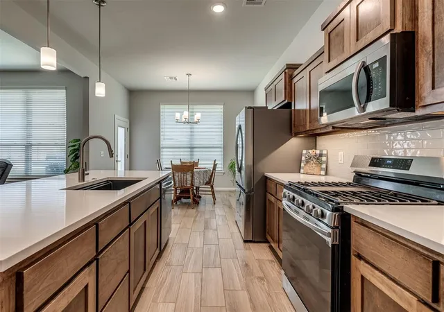 Photo 4 of Single family home for sale at 18204 Austin Ct, Edmond, OK 73012 | MLS# 1249280 | Listing updated on 2026-09-18