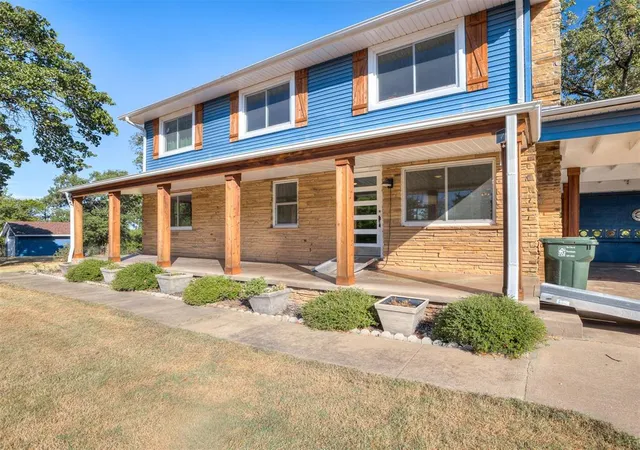 Photo 3 of Single family home for sale at 2625 Se 72nd Avenue, Norman, OK 73026 | MLS# 1249297 | Listing updated on 2026-09-21