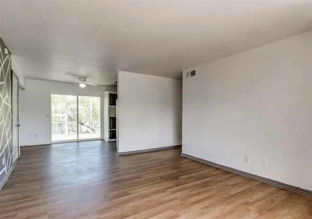 Photo 4 of Single family home for sale at 4141 NW 28th Street, Oklahoma City, OK 73107 | MLS# 1249298 | Listing updated on 2026-09-24