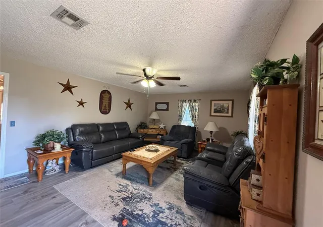 Photo 2 of Sale Pending at 327 S Mcclure Ave, Pauls Valley, OK 73075 | MLS# 1249300 | Listing updated on 2026-10-07