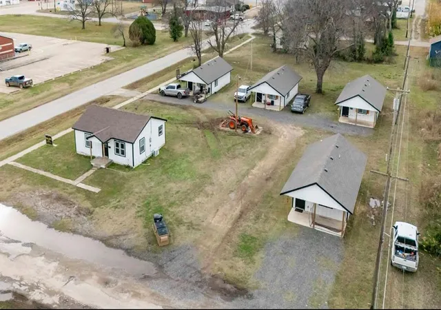 Photo 1 of Multi family home for sale at 402 N 6th Avenue, Stroud, OK 74079 | MLS# 1249304 | Listing updated on 2026-09-16