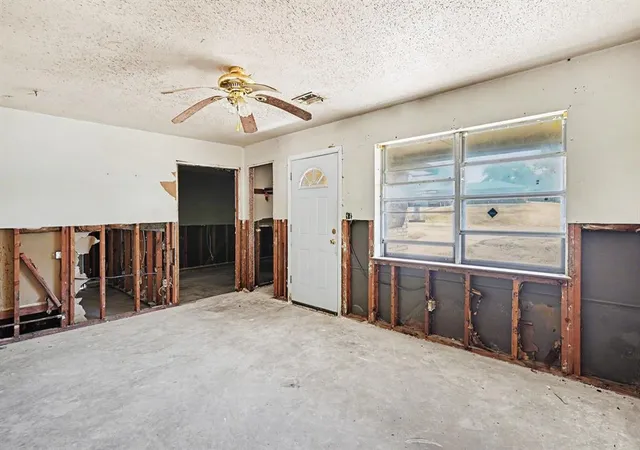 Photo 2 of Single family home for sale at 4513 Sunset Ter, Spencer, OK 73084 | MLS# 1249309 | Listing updated on 2026-09-16
