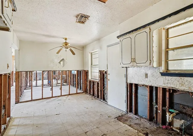 Photo 4 of Single family home for sale at 4513 Sunset Ter, Spencer, OK 73084 | MLS# 1249309 | Listing updated on 2026-09-16