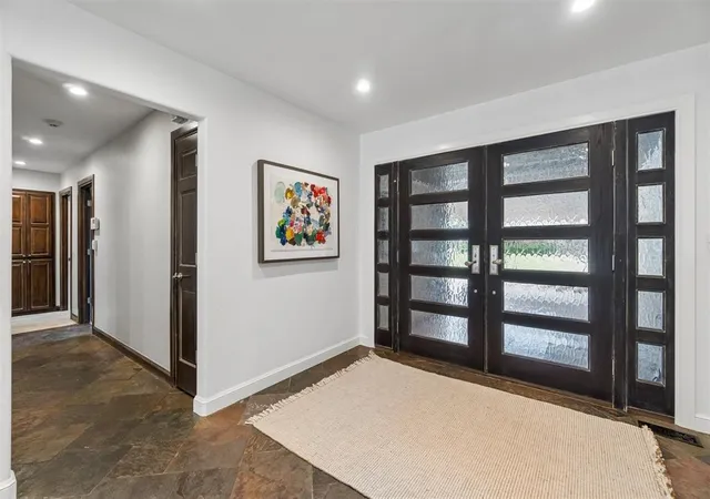Photo 2 of Single family home for sale at 3225 Stonybrook Rd, Oklahoma City, OK 73120 | MLS# 1249314 | Listing updated on 2026-09-17