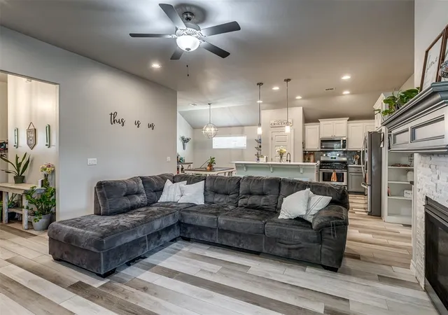 Photo 4 of Single family home for sale at 10205 Salt Frk Dr, Yukon, OK 73099 | MLS# 1249317 | Listing updated on 2026-09-18