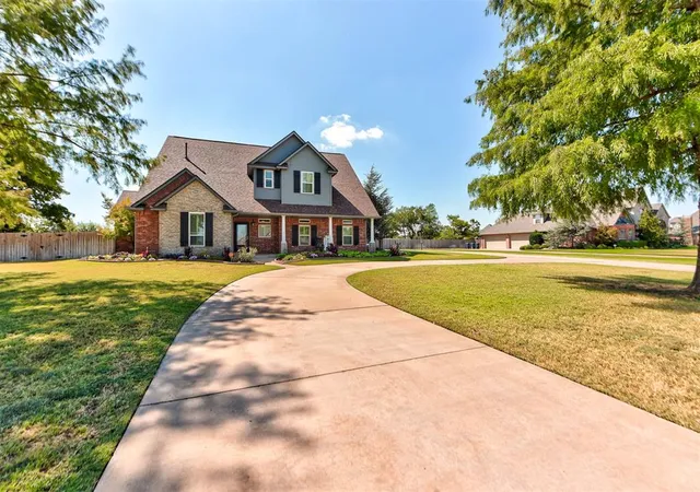Photo 2 of Single family home for sale at 10308 Se 45th Street, Oklahoma City, OK 73150 | MLS# 1249318 | Listing updated on 2026-09-29