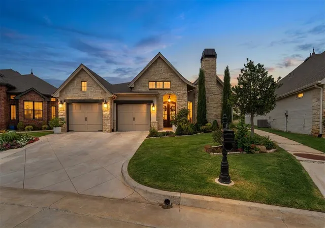Single family home for sale at 5641 Cotton Tail Ln, Edmond, OK 73025 | MLS# 1249320