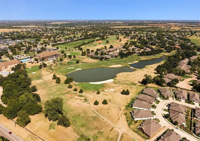 Photo 4 of Single family home for sale at 5641 Cotton Tail Ln, Edmond, OK 73025 | MLS# 1249320 | Listing updated on 2026-09-22