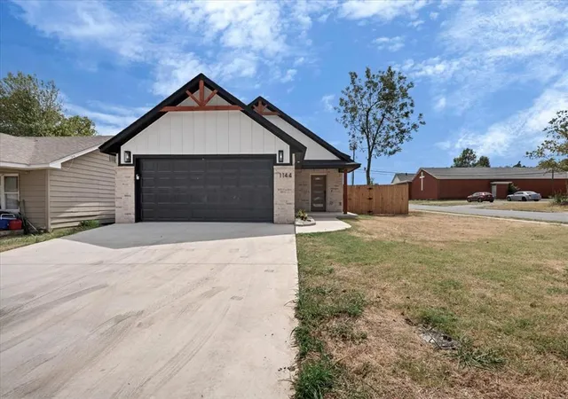 Photo 2 of Single family home for sale at 1144 Nw 95th Street, Oklahoma City, OK 73114 | MLS# 1249341 | Listing updated on 2026-09-19