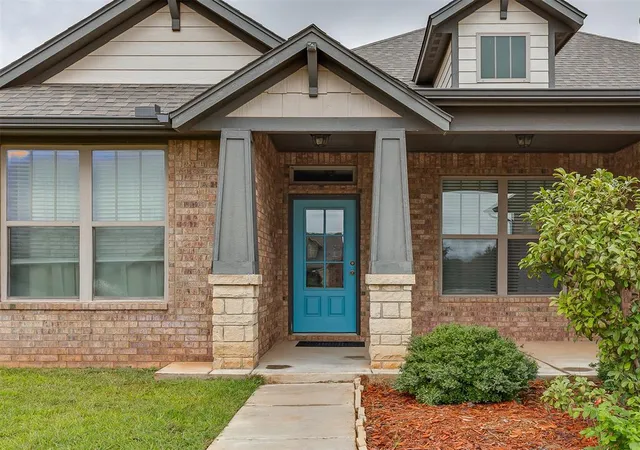 Photo 3 of Sale Pending at 1506 Bridge St, Edmond, OK 73025 | MLS# 1249342 | Listing updated on 2026-09-17