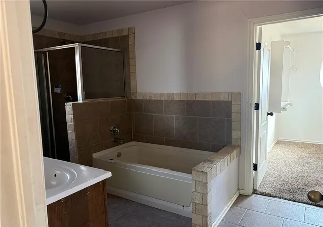 Photo 4 of Single family home for sale at 8112 Woodbend Dr, Oklahoma City, OK 73135 | MLS# 1249343 | Listing updated on 2026-09-17