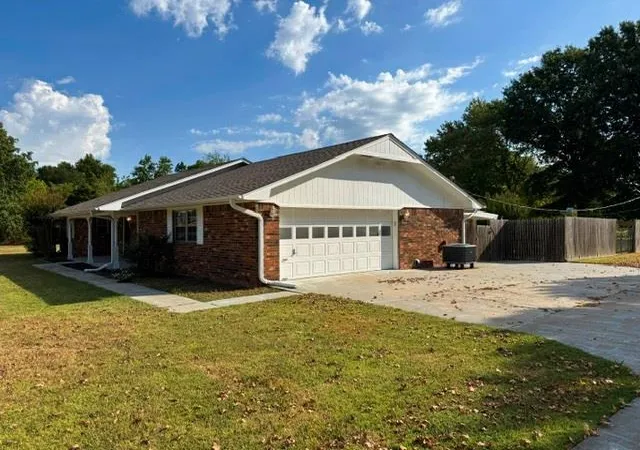 Photo 4 of Single family home for sale at 16009 S Rock Crk Rd, Shawnee, OK 74801 | MLS# 1249350 | Listing updated on 2026-09-17