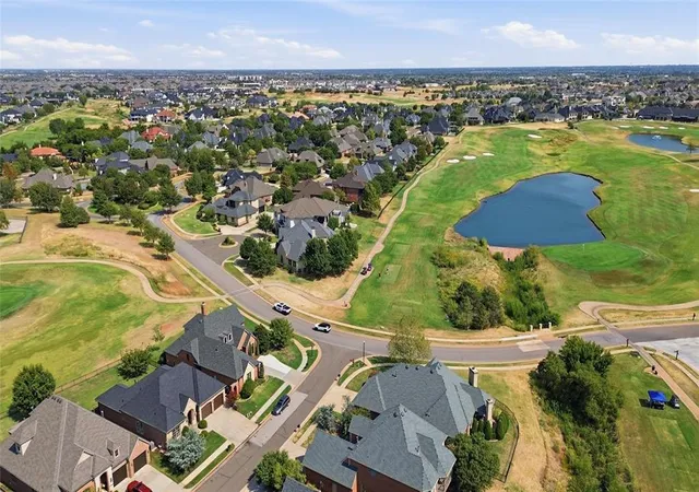Photo 4 of Single family home for sale at 3305 NW 170 Court, Edmond, OK 73012 | MLS# 1249357 | Listing updated on 2026-10-07