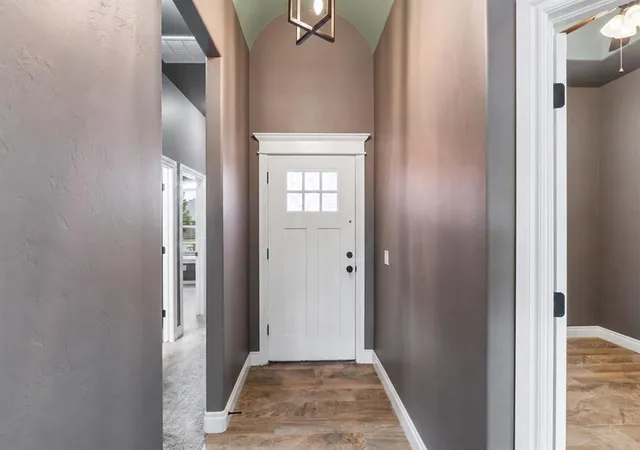 Photo 3 of Single family home for sale at 2640 Coles Crk Ln, Yukon, OK 73099 | MLS# 1249360 | Listing updated on 2026-10-06