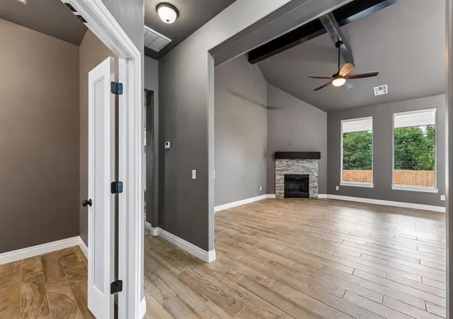 Photo 4 of Single family home for sale at 2640 Coles Crk Ln, Yukon, OK 73099 | MLS# 1249360 | Listing updated on 2026-10-06