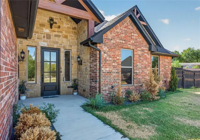 Photo 3 of Single family home for sale at 11014 N Banner Rd, El Reno, OK 73036 | MLS# 1249364 | Listing updated on 2026-10-08