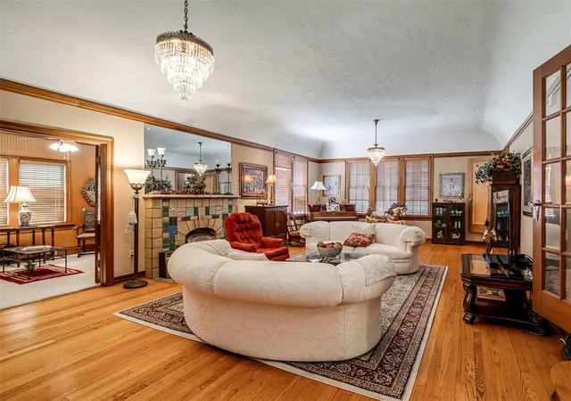 Photo 4 of Single family home for sale at 3300 NW 19th Street, Oklahoma City, OK 73107 | MLS# 1249366 | Listing updated on 2026-10-19