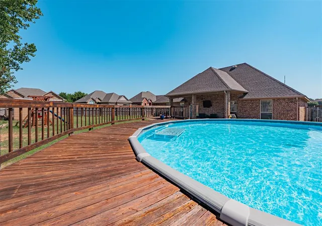 Photo 3 of Single family home for sale at 501 Cheltenham Trl, Blanchard, OK 73010 | MLS# 1249386 | Listing updated on 2026-10-06