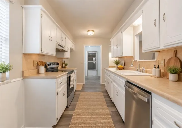 Photo 3 of Single family home for sale at 1119 W Johnathan Way, Mustang, OK 73064 | MLS# 1249405 | Listing updated on 2026-09-17