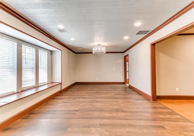 Photo 3 of Single family home for sale at 11700 Shasta Ln, Oklahoma City, OK 73162 | MLS# 1249418 | Listing updated on 2026-10-15