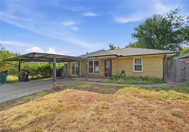 Single family home for sale at 2636 SW 46th Terrace, Oklahoma City, OK 73119 | MLS# 1249428