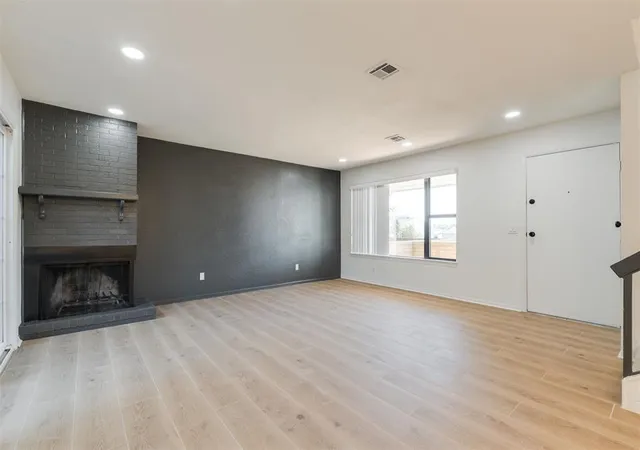 Photo 3 of Townhouse for sale at 2717 Indian Crk Blvd, Oklahoma City, OK 73120 | MLS# 1249440 | Listing updated on 2026-09-17
