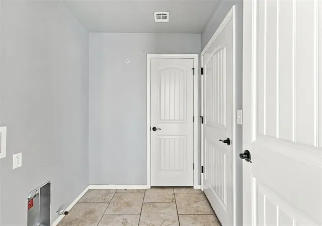 Photo 3 of Single family home for sale at 3405 E Sandusky St, Broken Arrow, OK 74014 | MLS# 1249442 | Listing updated on 2026-09-20