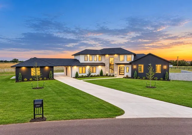 Photo 1 of Single family home for sale at 13517 Timber Ridge Lakes Blvd, Yukon, OK 73099 | MLS# 1249444 | Listing updated on 2026-09-17