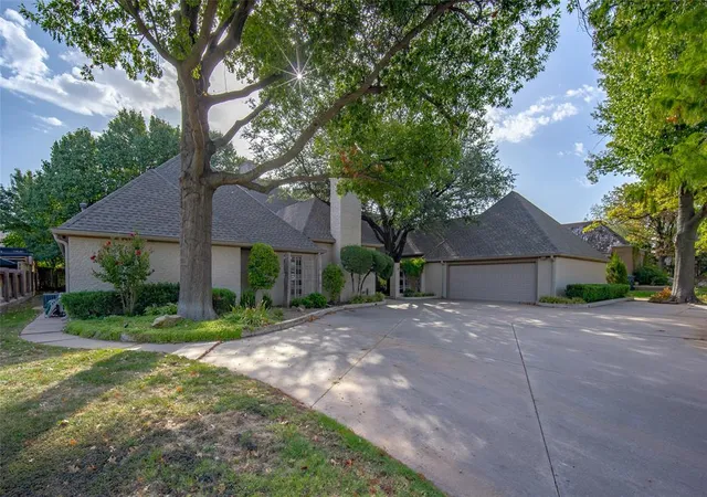 Photo 2 of Single family home for sale at 4609 Tamarisk Dr, Oklahoma City, OK 73142 | MLS# 1249452 | Listing updated on 2026-09-18