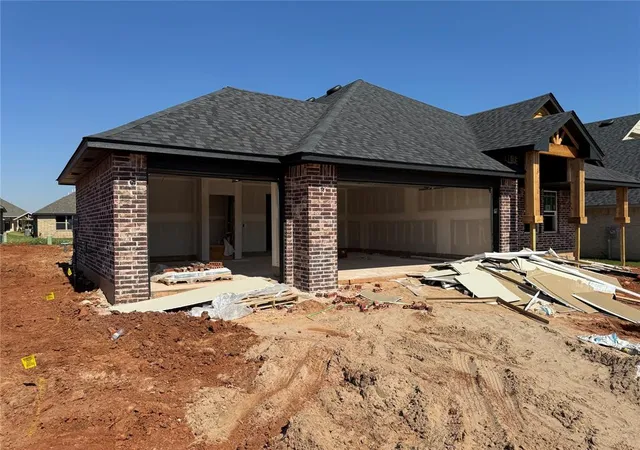 Photo 3 of Single family home for sale at 11817 Nw 119th Street, Yukon, OK 73099 | MLS# 1249464 | Listing updated on 2026-10-09
