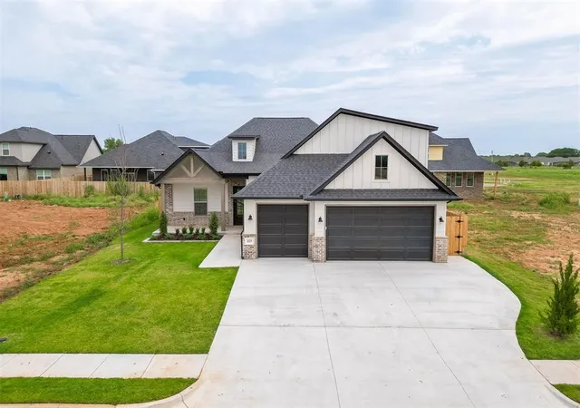 Photo 1 of Single family home for sale at 16108 Segovia Dr, Oklahoma City, OK 73170 | MLS# 1249467 | Listing updated on 2026-09-17