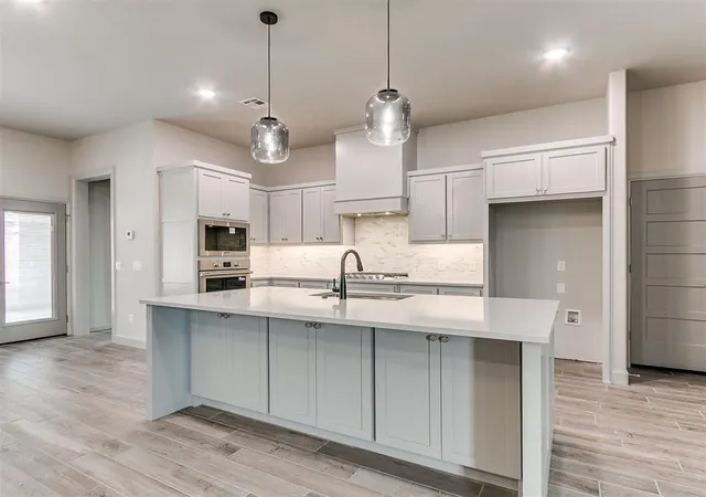 Photo 3 of Single family home for sale at 16108 Segovia Dr, Oklahoma City, OK 73170 | MLS# 1249467 | Listing updated on 2026-09-17