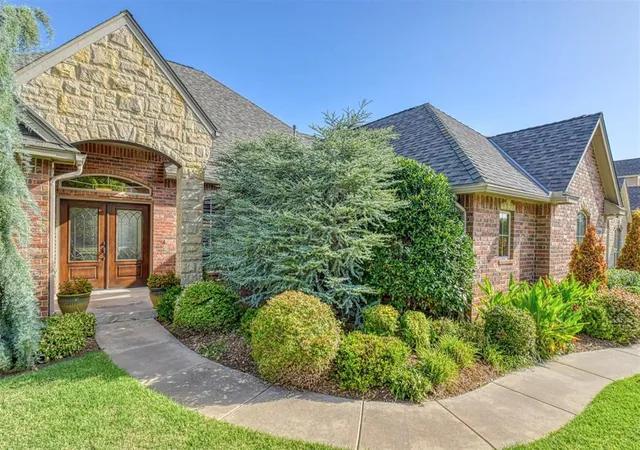 Photo 3 of Single family home for sale at 2705 Sw 137th Street, Oklahoma City, OK 73170 | MLS# 1249472 | Listing updated on 2026-09-17